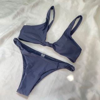 (Category: ) located in . Submitted by prelovedbymarj (Listing ID 1130686664, Image 1). Description: .