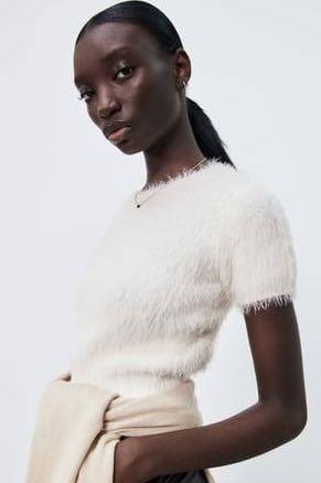 Zara fuzzy top Outlet