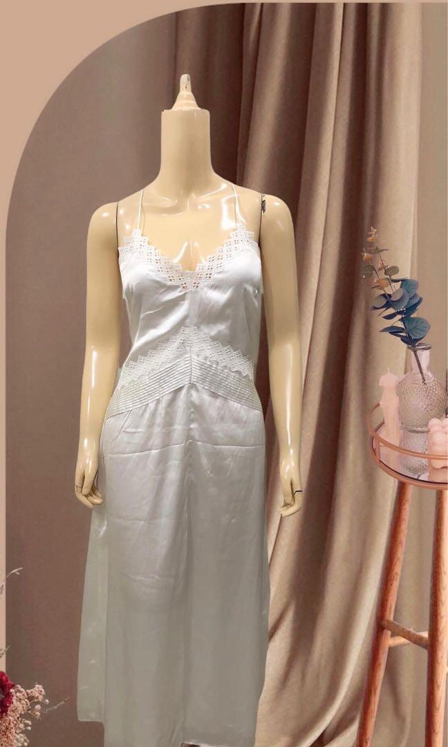 Bnwt Zara White Satin Lace Slip Casual Maxi Dress, Women'S Fashion, Dresses  & Sets, Dresses On Carousell