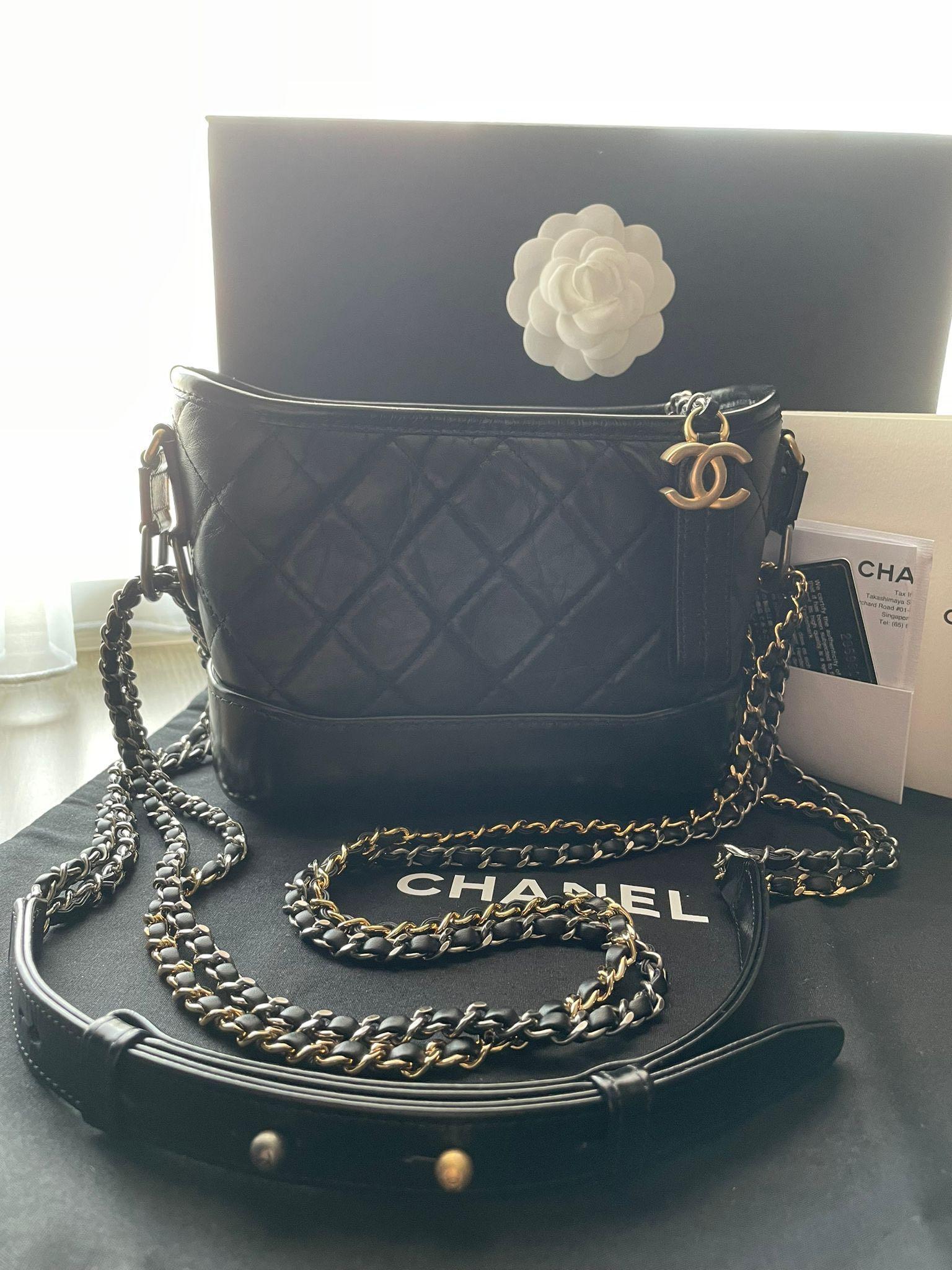 ❤️Reserved❤️Chanel Gabrielle hobo crocodile gold / small, Women's Fashion,  Bags & Wallets, Cross-body Bags on Carousell