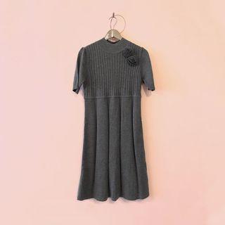 鐵灰羊毛洋裝
