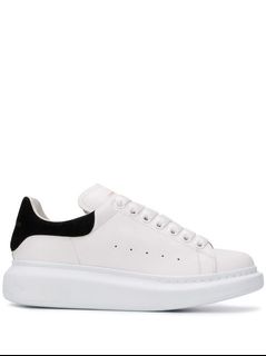 (Category: ) located in . Submitted by iluvshoes (Listing ID 1131017816, Image 1). Description: .