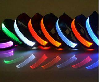 FIXEY AN Multicolor Running Lights for Runners, Rechargeable Reflective  Running Gear, Lightweight Running Vest for Walking and Cycling