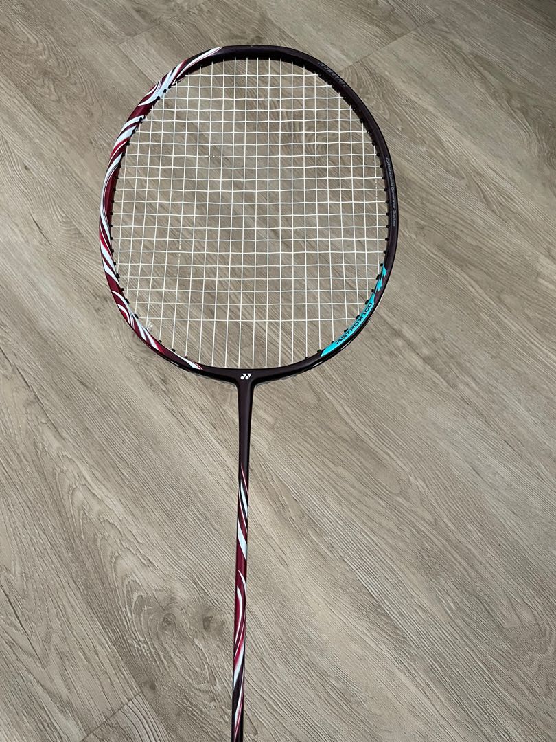 ラケット ASTROX100ZZ 3U6G ラケット ASTROX100ZZ 3U6G アストロクス