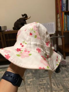 (Category: ) located in . Submitted by hotpeach (Listing ID 1131008995, Image 1). Description: .