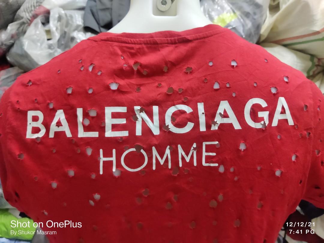 Shop Balenciaga Black Caps Destroyed Flatground Large Fit Tshirt in  Vintage Jersey for WOMEN  Ounass Qatar