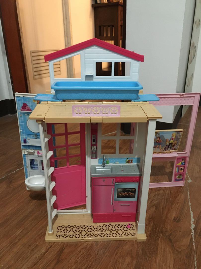 BARBIE DOLL PORTABLE 1 STORY PLAYHOUSE Hobbies Toys Toys Games on Carousell