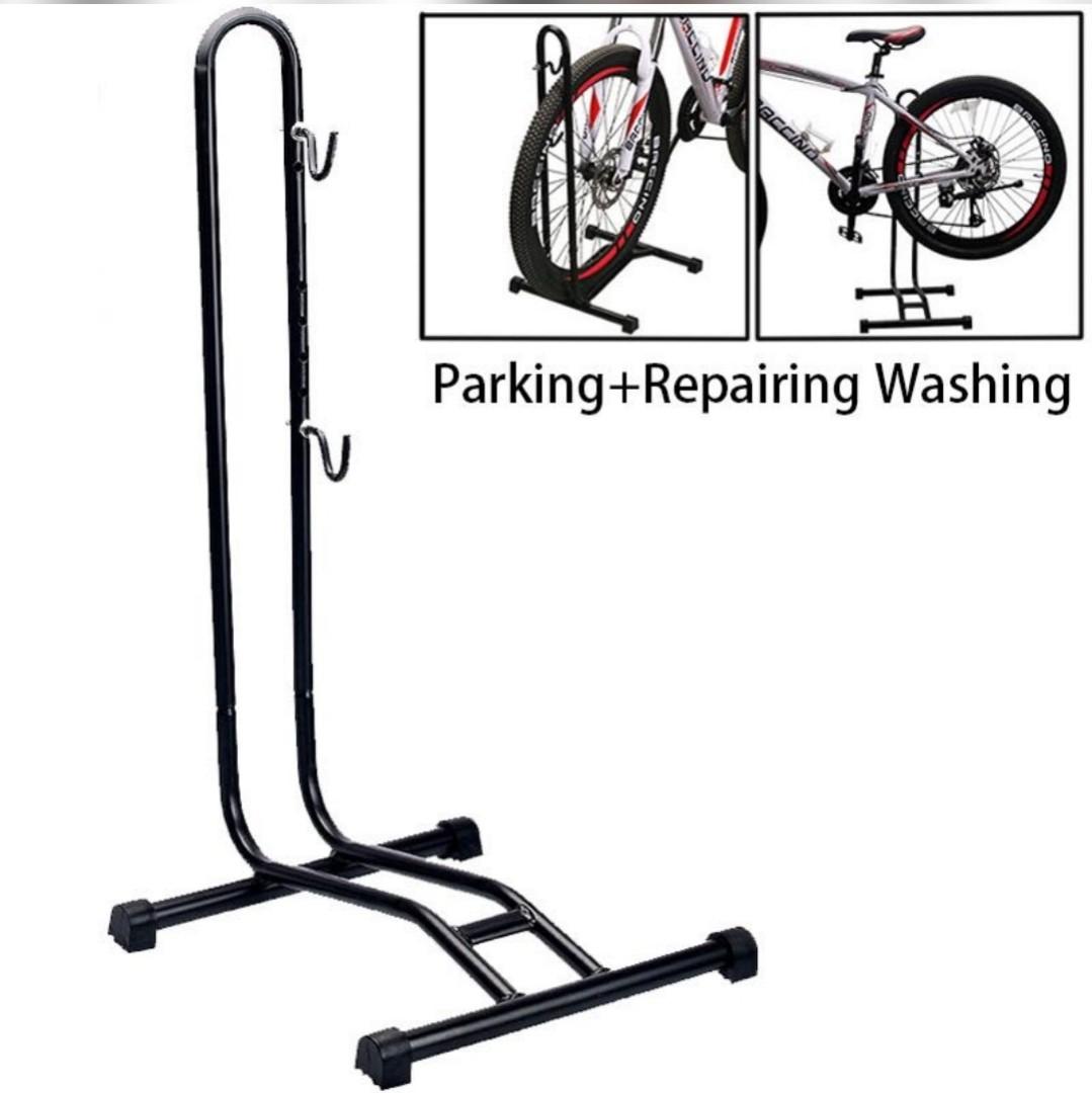 Bike stand for sale. (Space saving), Sports Equipment, Bicycles & Parts