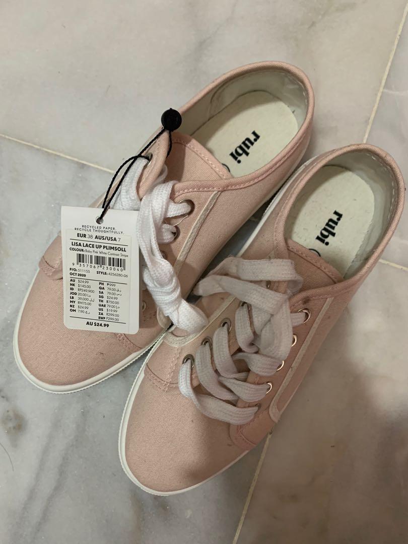 Sneakers cotton on store