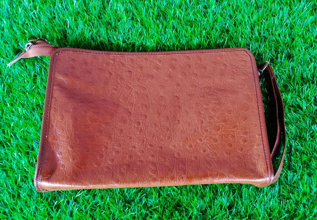 Leather online clutch australia