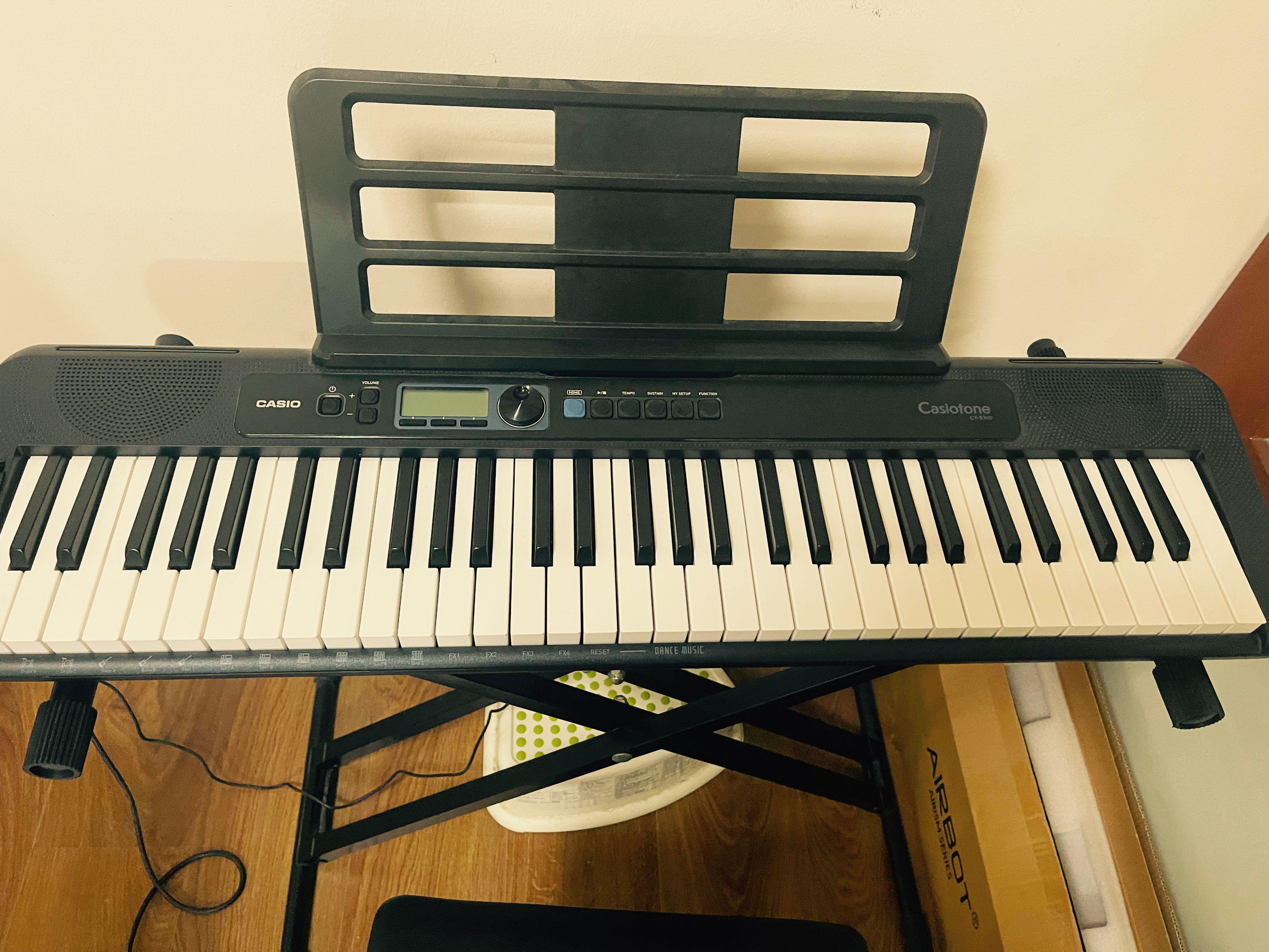 Casio Keyboard, Hobbies & Toys, Music & Media, Musical Instruments on