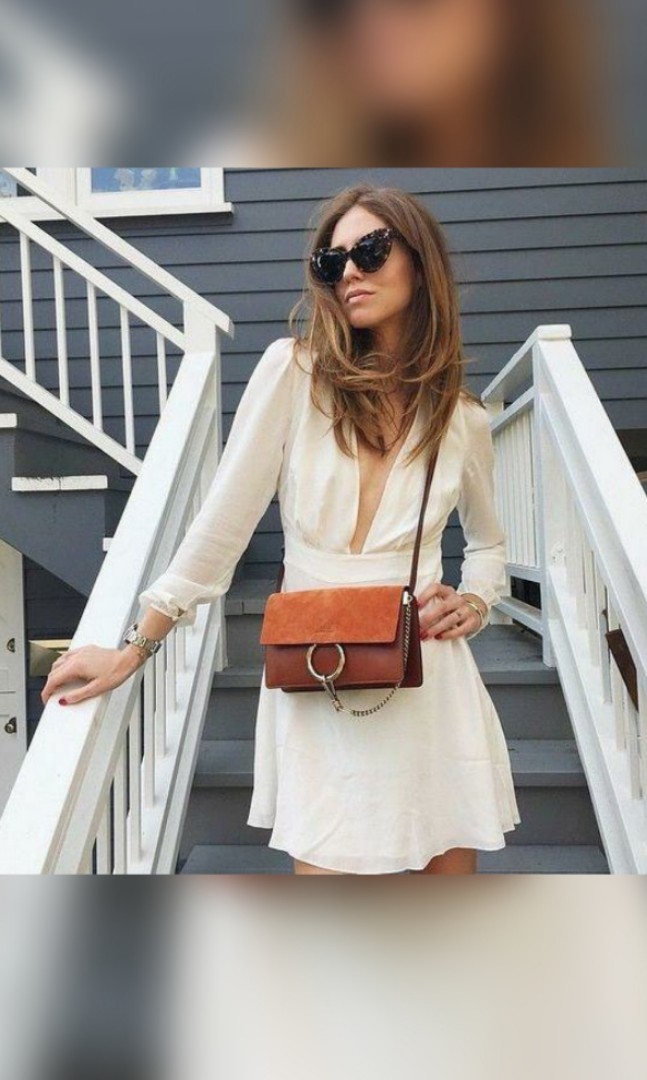 Chloe faye small shoulder bag 2025