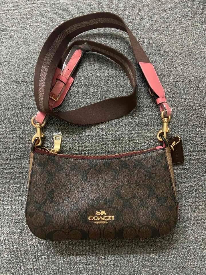 Coach Jes Baguette Tricolor, Women's Fashion, Bags & Wallets, Cross