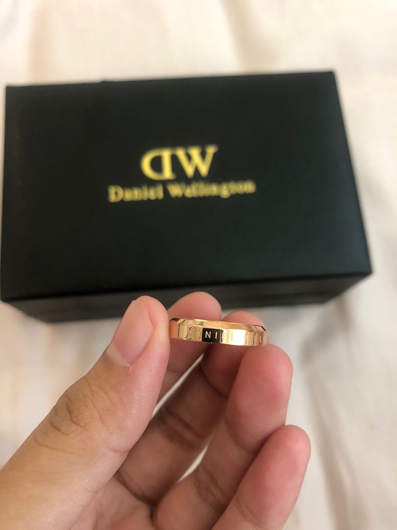 Cincin daniel wellington 2025 original