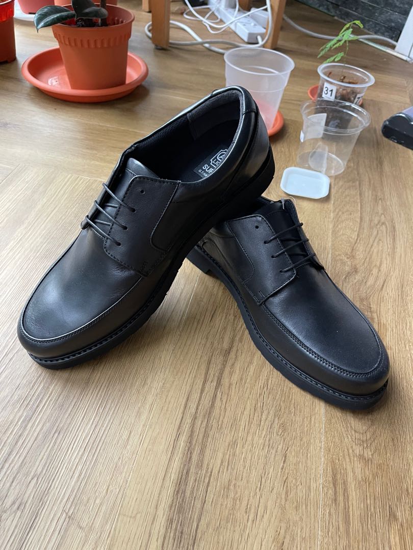 Double wide clearance dress shoes