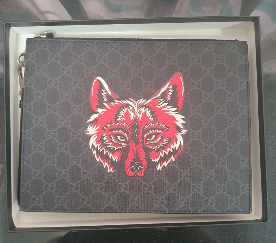 gucci wolf clutch
