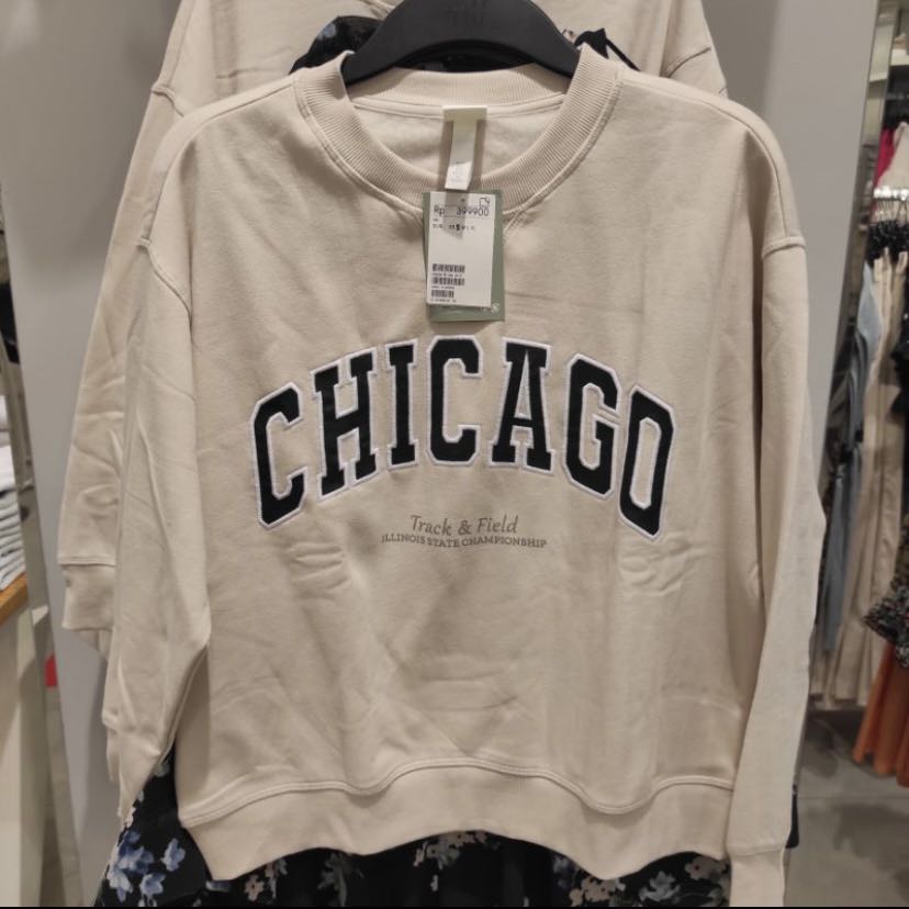 H\u0026m Sweater Chicago new, Fesyen Wanita 