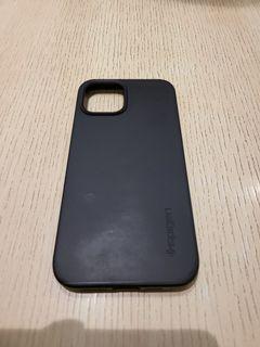 Iphone 12 pro max spigen case
