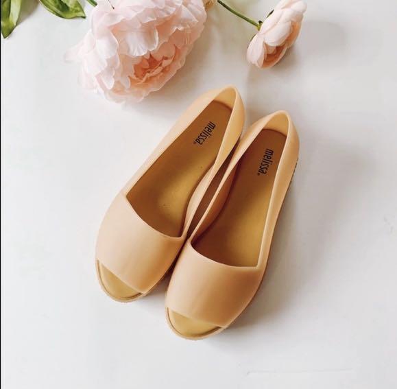 Melissa Puzzle Beige US10 EUR 41/42, Women's Fashion, Footwear - Main Image