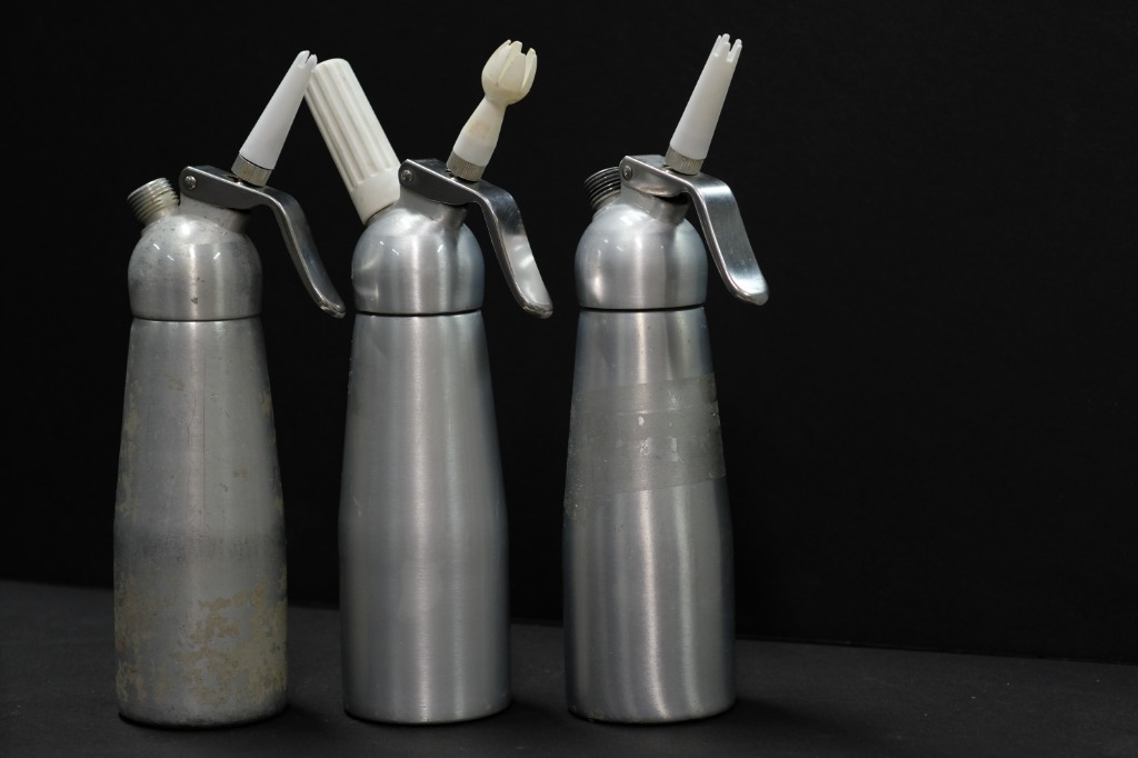 MOSA WHIP CREAM dispenser, Food & Drinks, Beverages on Carousell