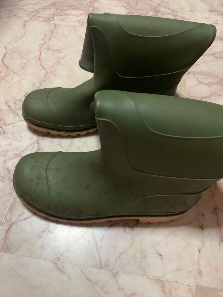 Gardening safety boots store