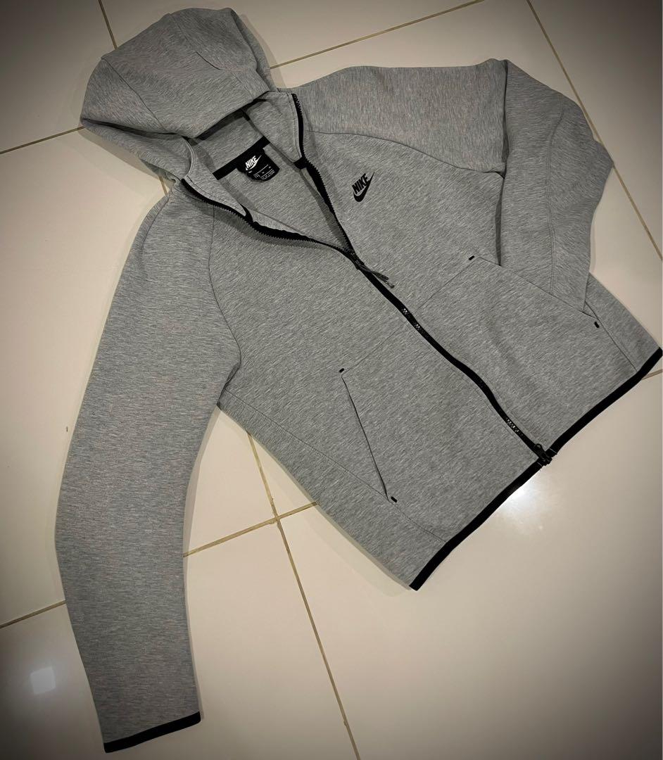 NIKE TECH FLEECE medium RM120 original price RM500 Men s