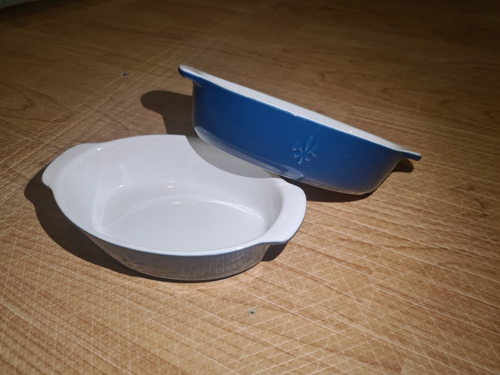 Oval baking dish, Furniture & Home Living, Kitchenware & Tableware
