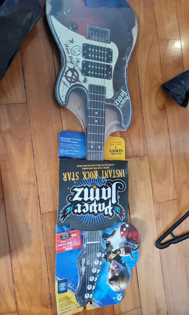 Paper jamz guitar, Hobbies & Toys, Music & Media, Musical Instruments