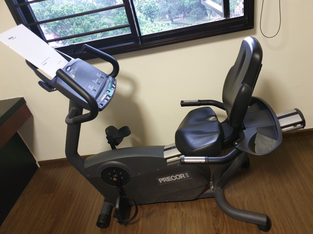 Precor Commercial Grade Stationary Bike, Sports Equipment, Exercise