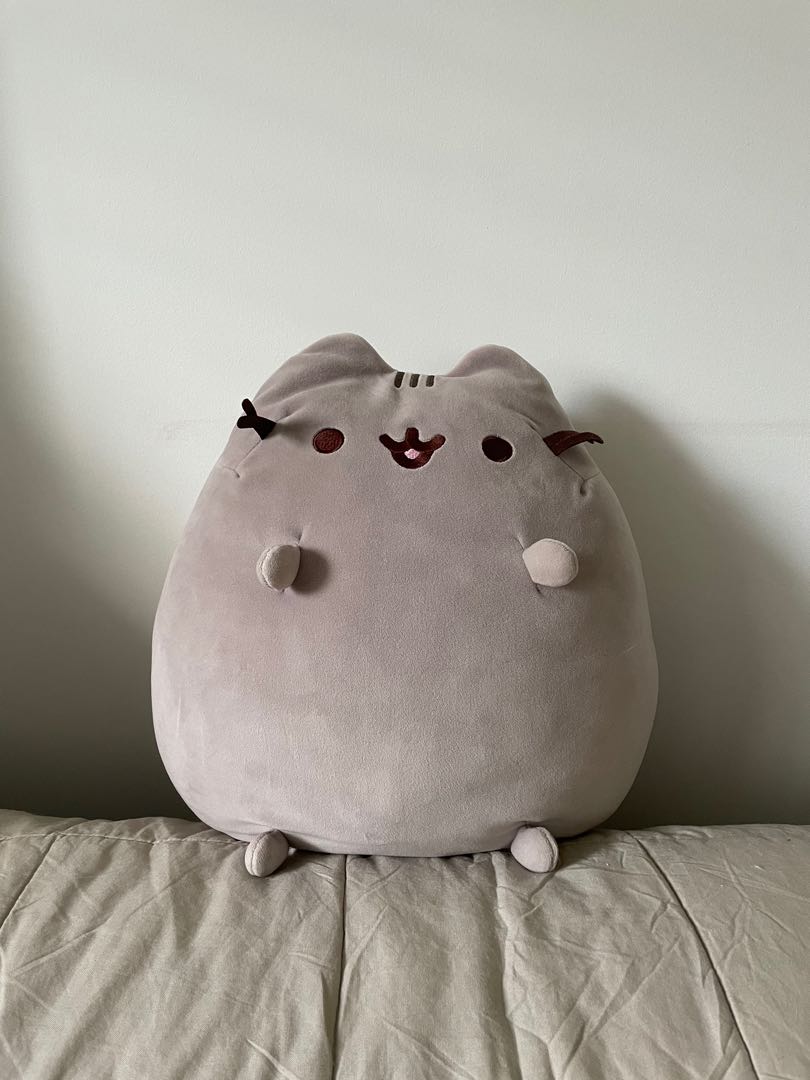 giant pusheen plush
