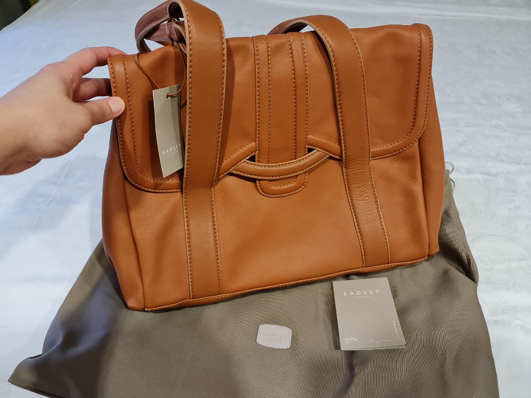 Radley London Leather Tote Bag, Women's Fashion, Bags & Wallets, Tote