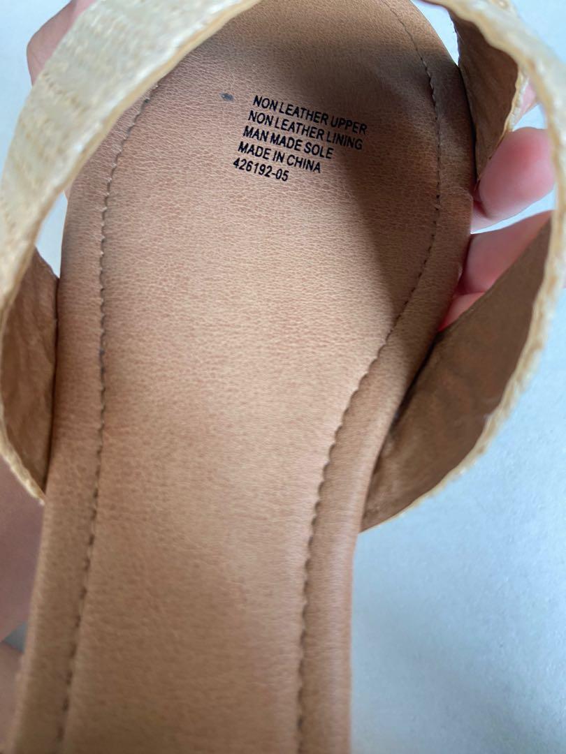 Ruby sandals (Category: Sandals) located in Singapore. Submitted by decluttersell (Listing ID 1130857393, Image 4). Description: .