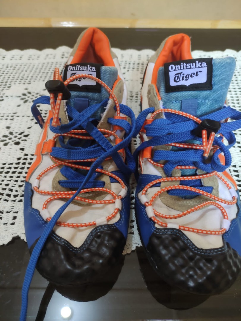 Onitsuka tiger serrano staff only deals