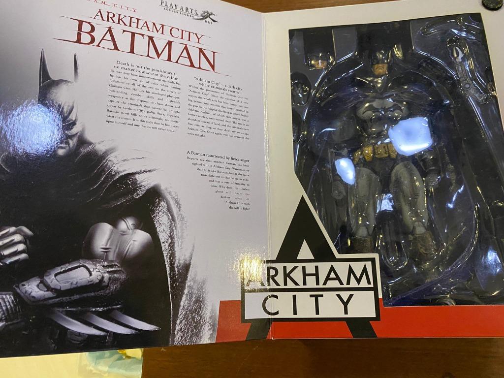 Square Enix Batman Arkham City: Play Arts Kai Batman Action Figure ...