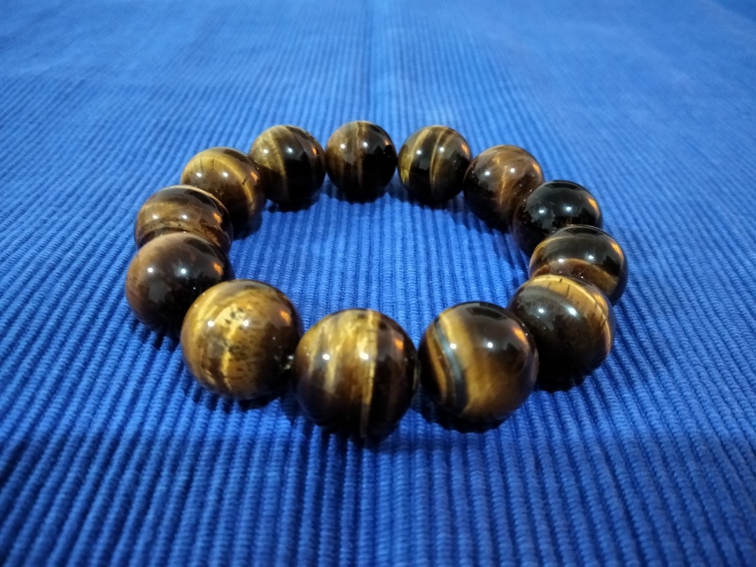 Tiger S Eye Bracelet L Men S Fashion Watches Accessories Jewelry On Carousell