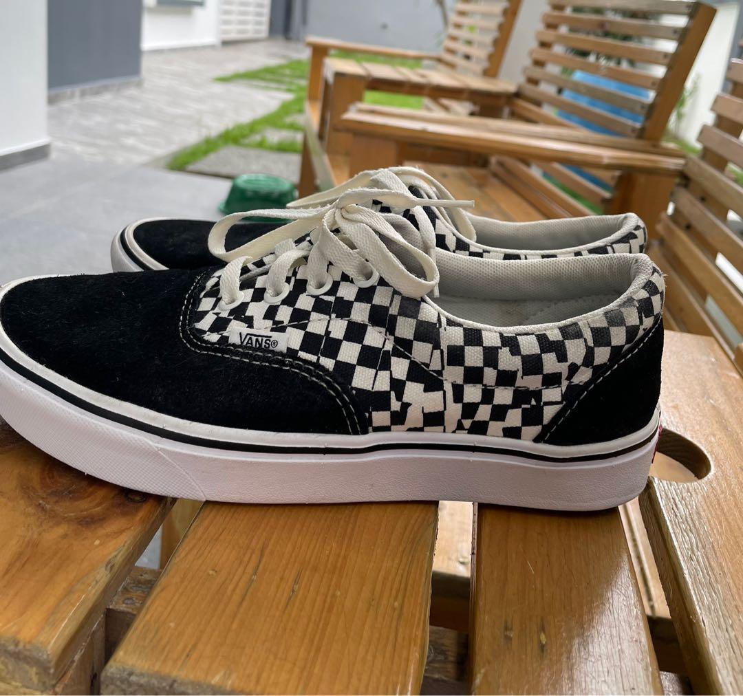 VANS COMFYCUSH CHECKERBOARD Women s Fashion Footwear Sneakers