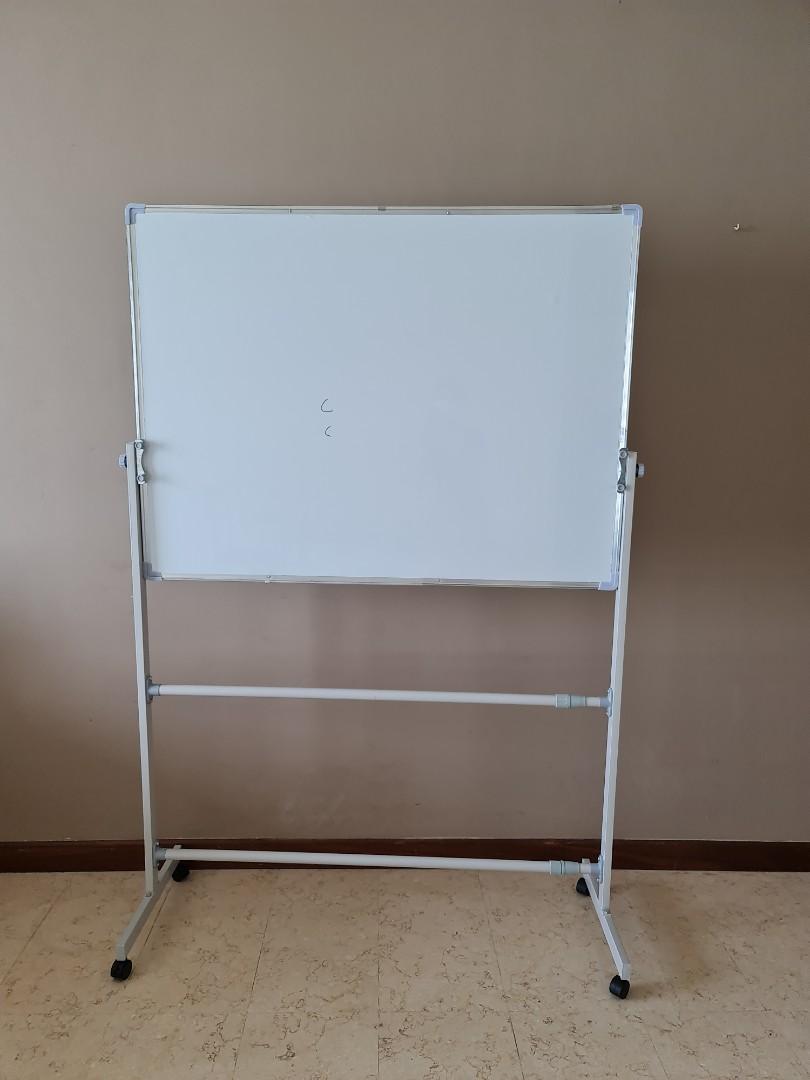 White board, Furniture & Home Living, Furniture, Other Home Furniture