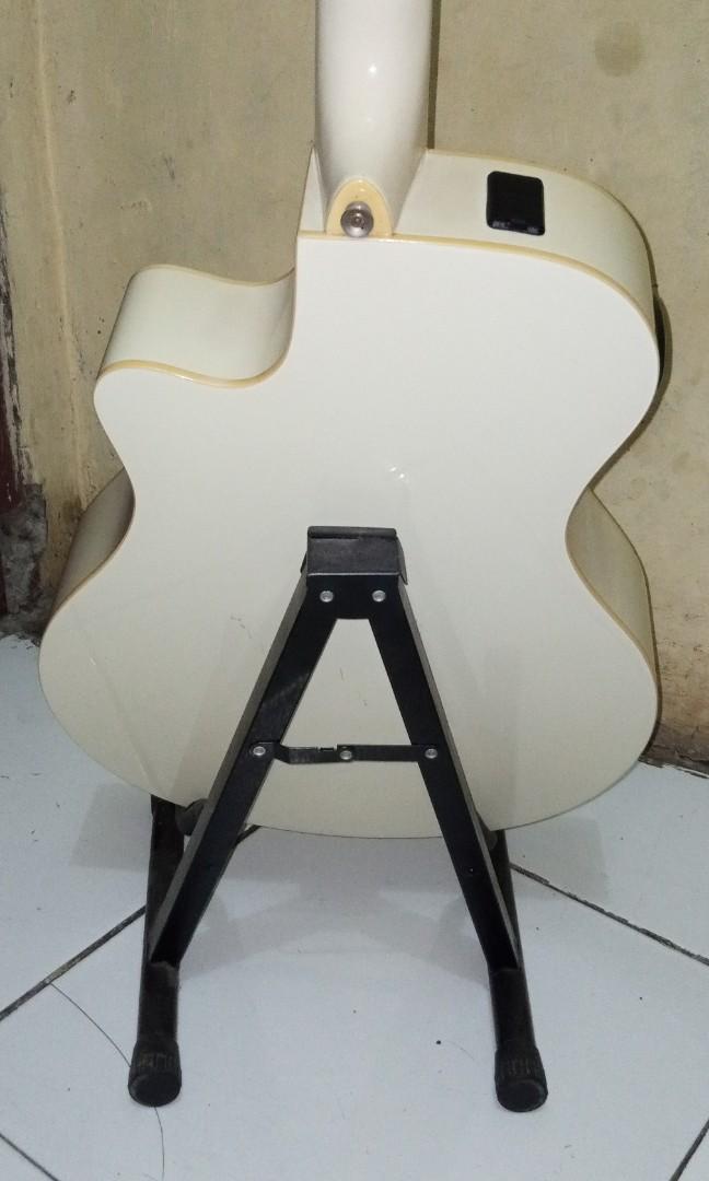 Yamaha apx500ii original, Musik & Media, Alat di Carousell