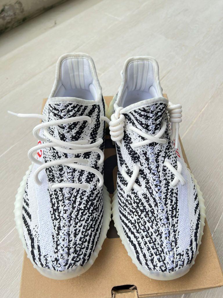 Yeezy Boost 350 V2 Zebra, Men's Fashion, Footwear, Sneakers on Carousell