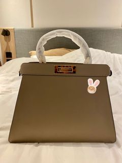 （分類：）位於 。 由 dzland 提交（商品編號 1131081883，圖片 1）。簡介： 。