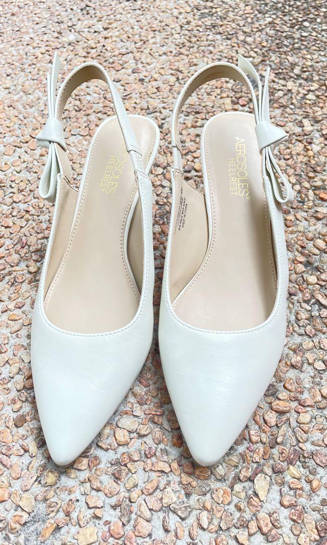 Aerosoles white clearance pumps