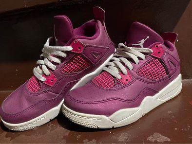 Air jordan hotsell 4 berry pink