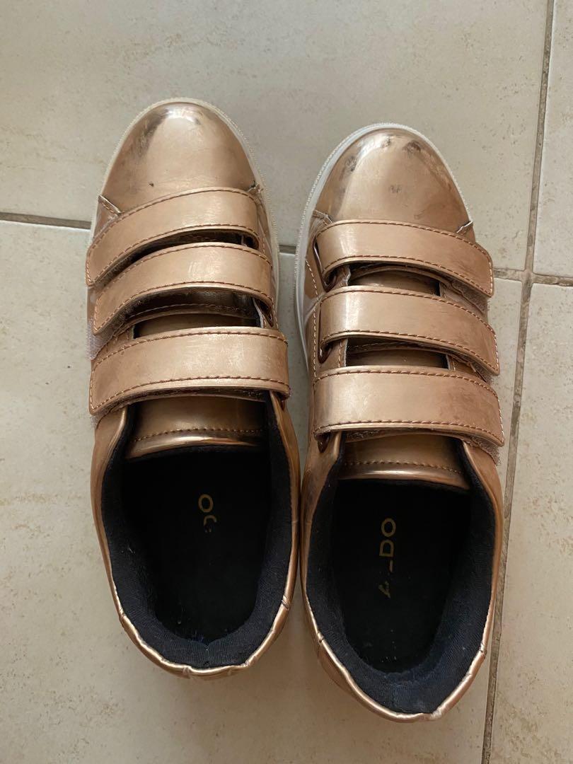 Aldo rose gold shoes Women s Fashion Footwear Sneakers on Carousell