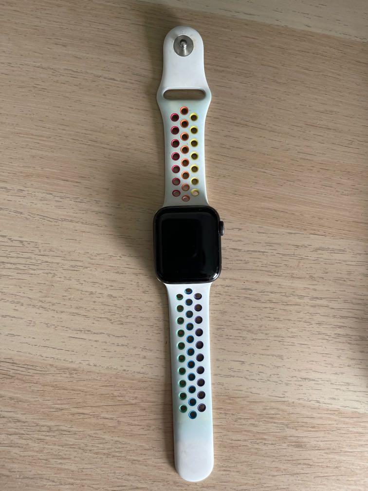 Apple Watch S5 40MM, Mobile Phones \u0026 Gadgets, Wearables \u0026 Smart Watches on  Carousell