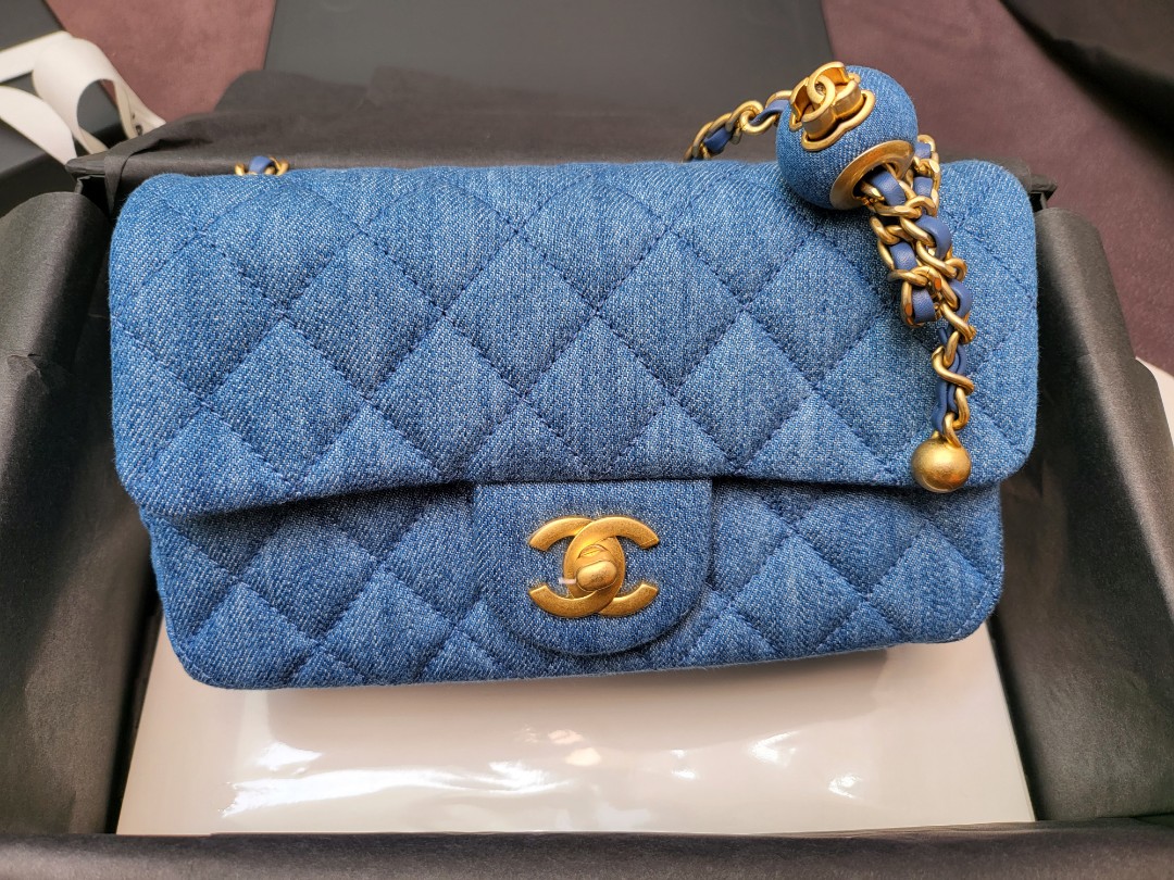 BNIB Chanel 22C Mini Rectangle Denim with Crush Ball, Women's Fashion, Bags  & Wallets, Shoulder Bags on Carousell
