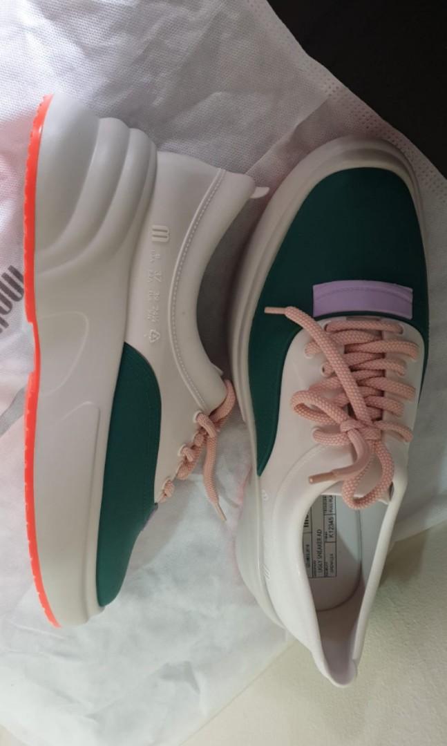 BNIB Melissa ugly sneaker size 8