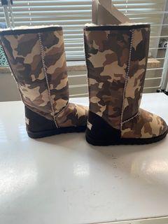 BRAND NEW CAMO BROWN UGG BOOTS FOR SALE
