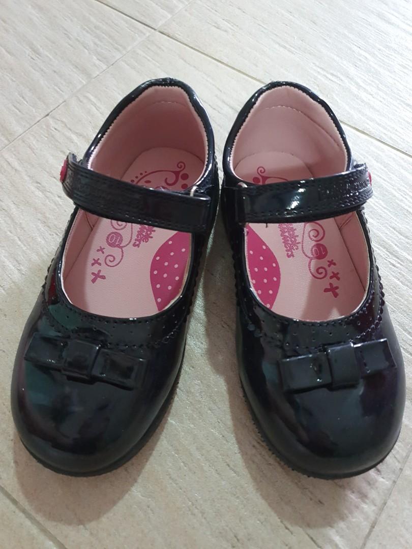 Girls party hotsell shoes black