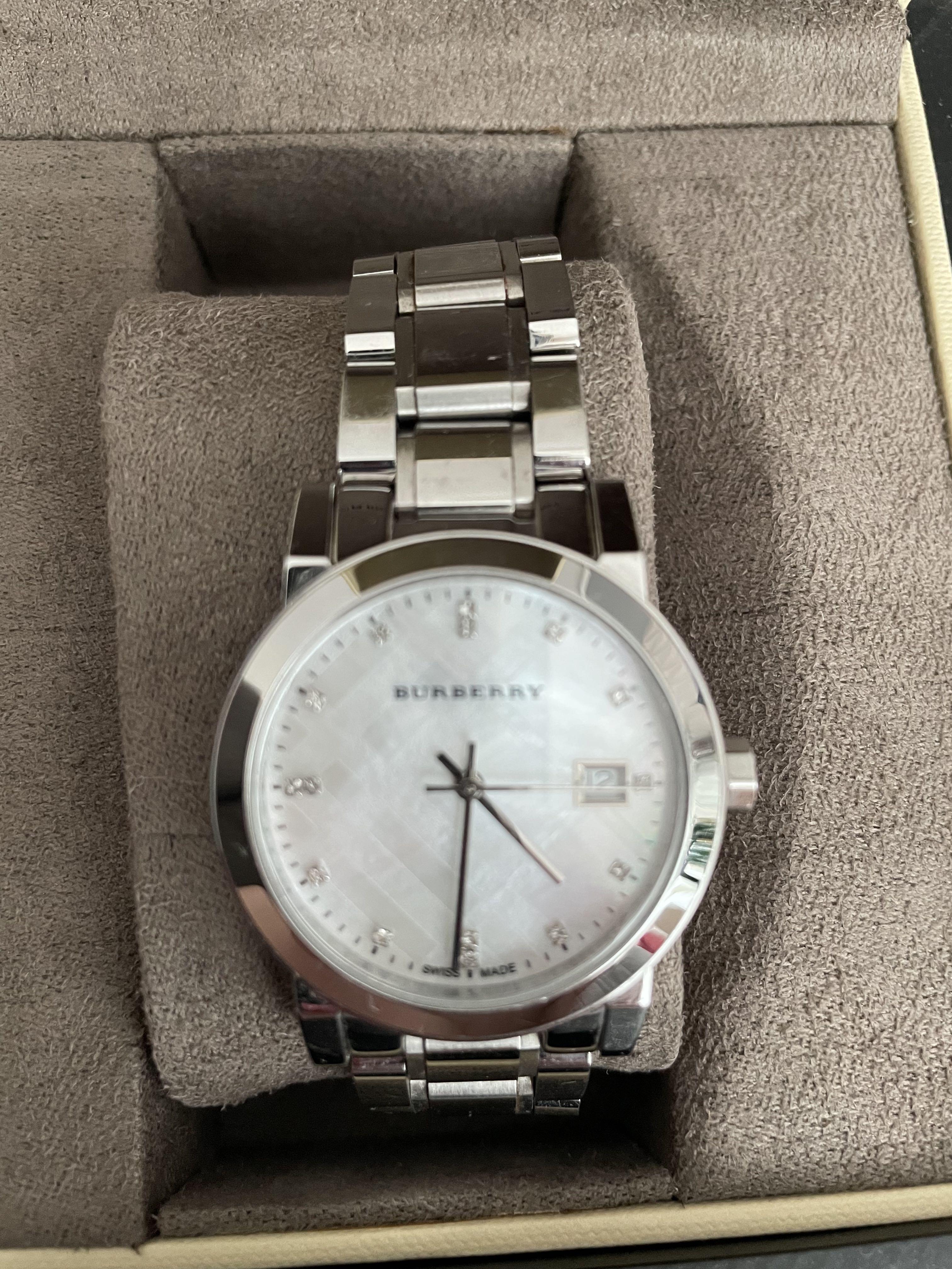 Burberry watch deals womens silver