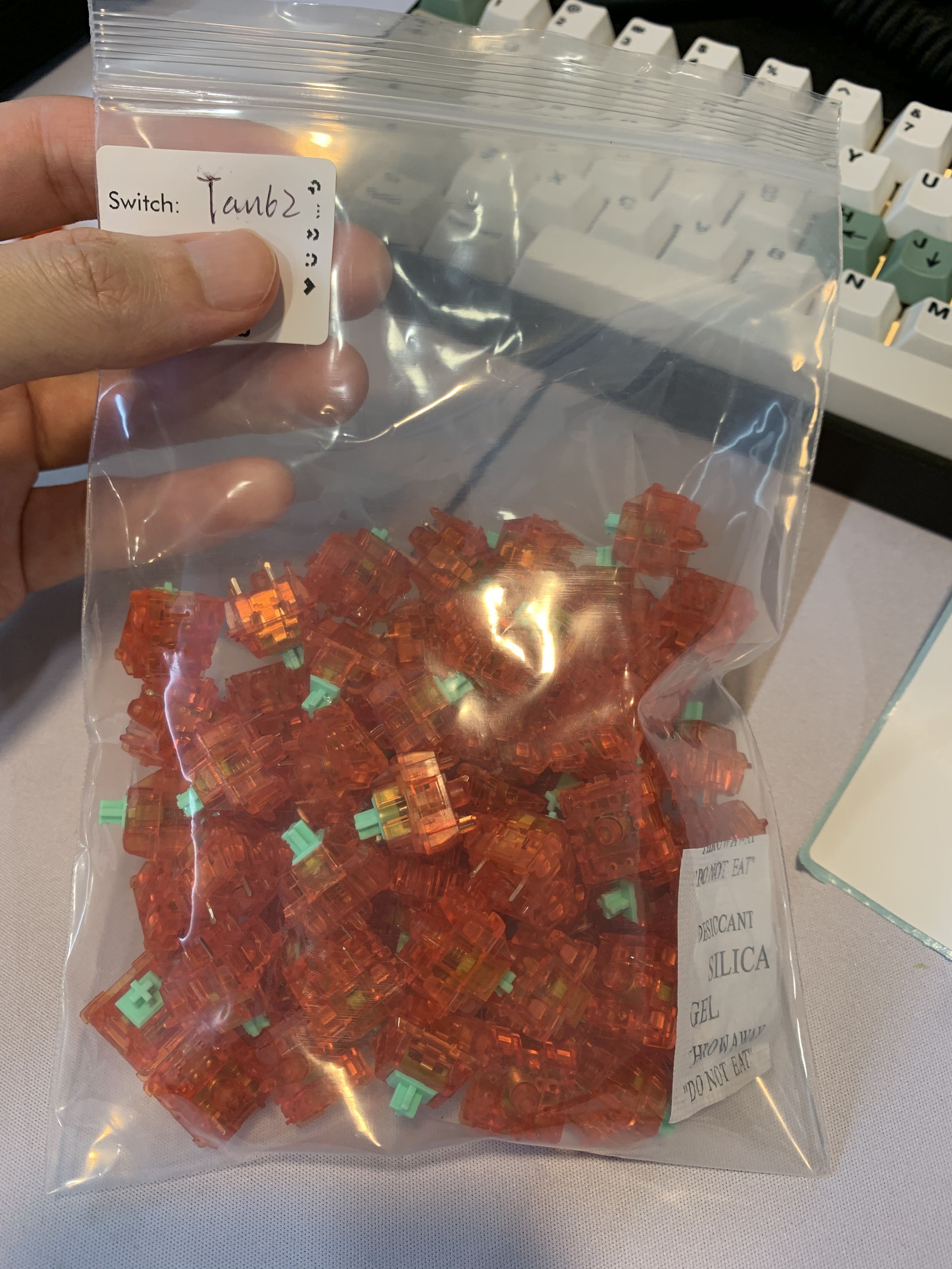 C3 Tangerine linear switch 62g x 67, Computers & Tech, Parts